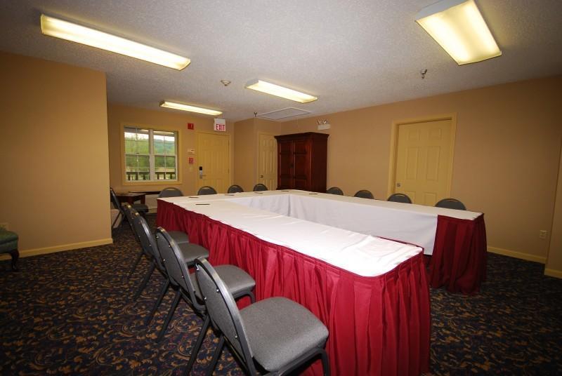 Brookfield Newbury Inn מראה חיצוני תמונה