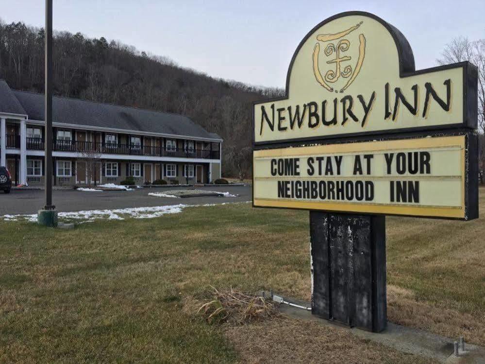 Brookfield Newbury Inn מראה חיצוני תמונה